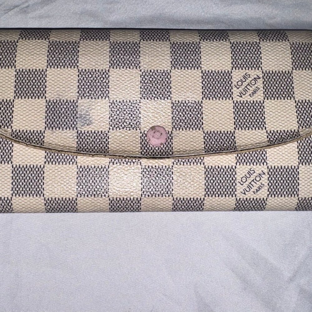 Louis Vuitton Checkered Cream and Gray Wallet